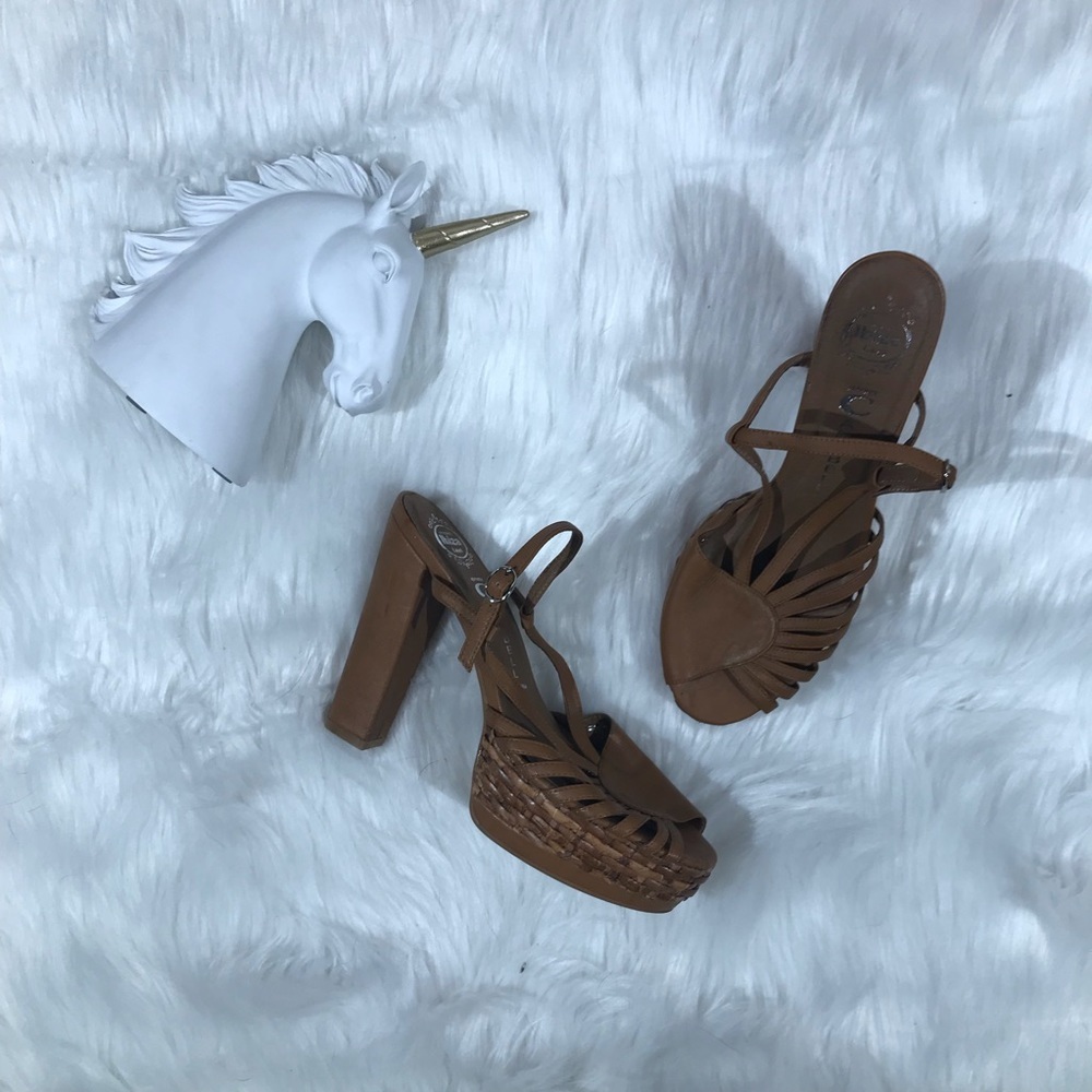 Jeffrey Campbell charmed